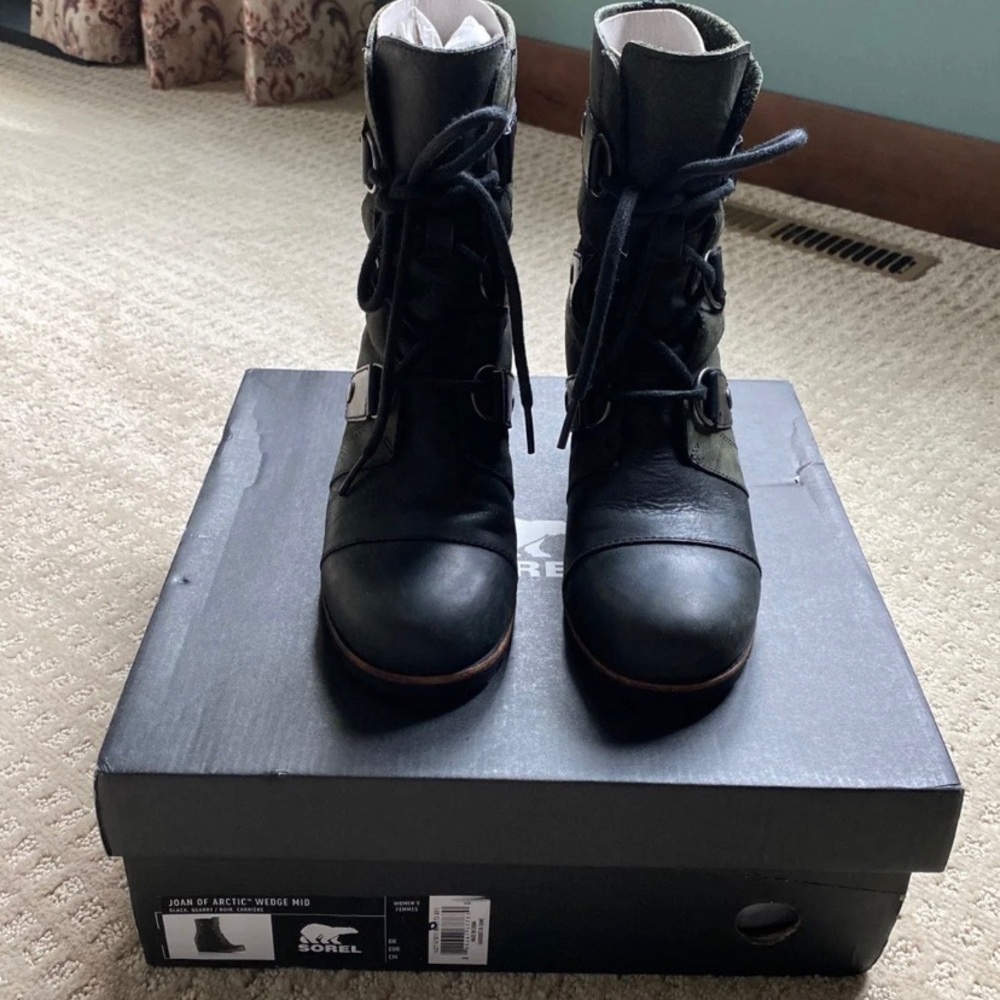 Sorel Joan of Arctic Mid Boots
